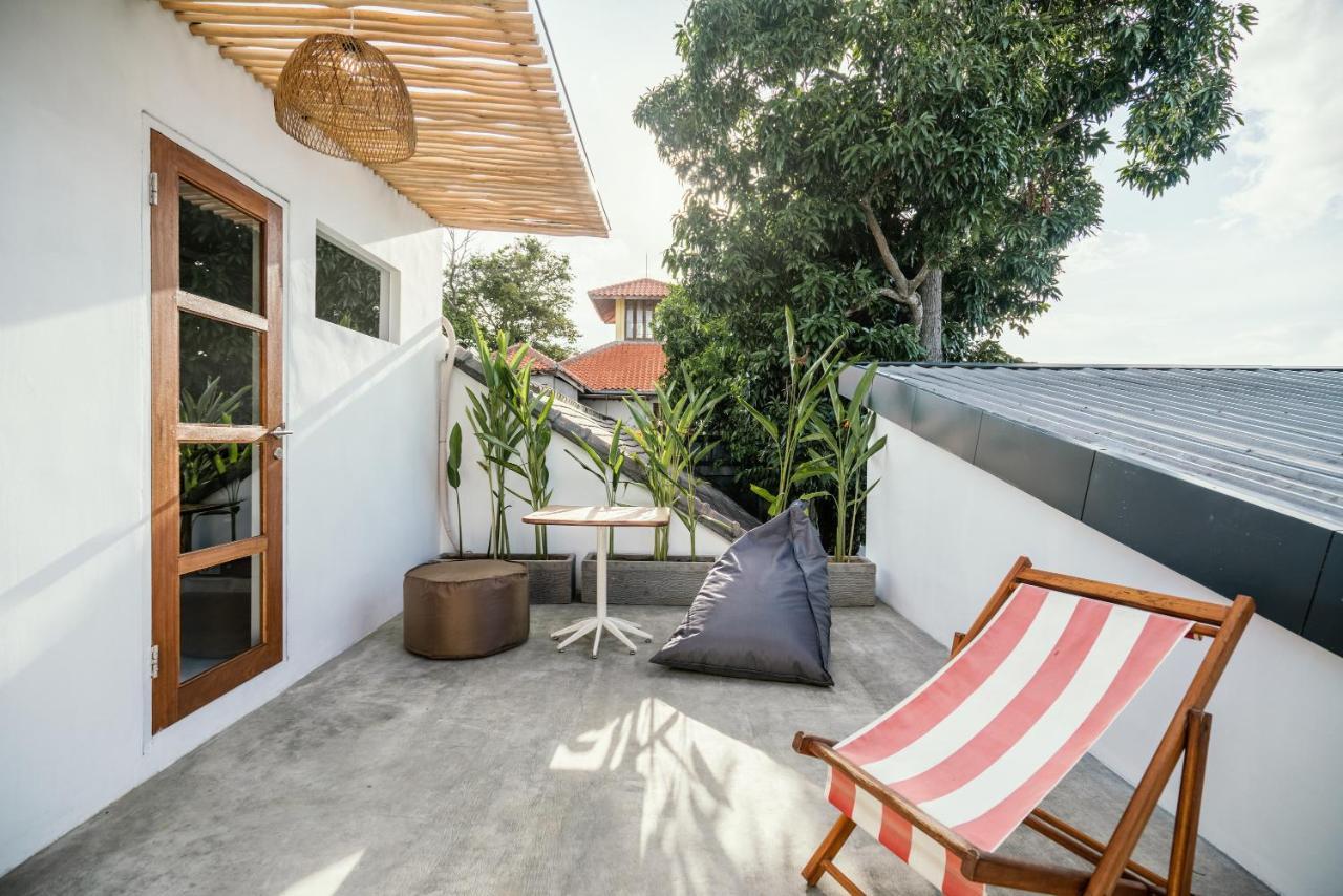 Апартаменты Batu Belig Living Managed By Cpm Bali Семиньяк Экстерьер фото